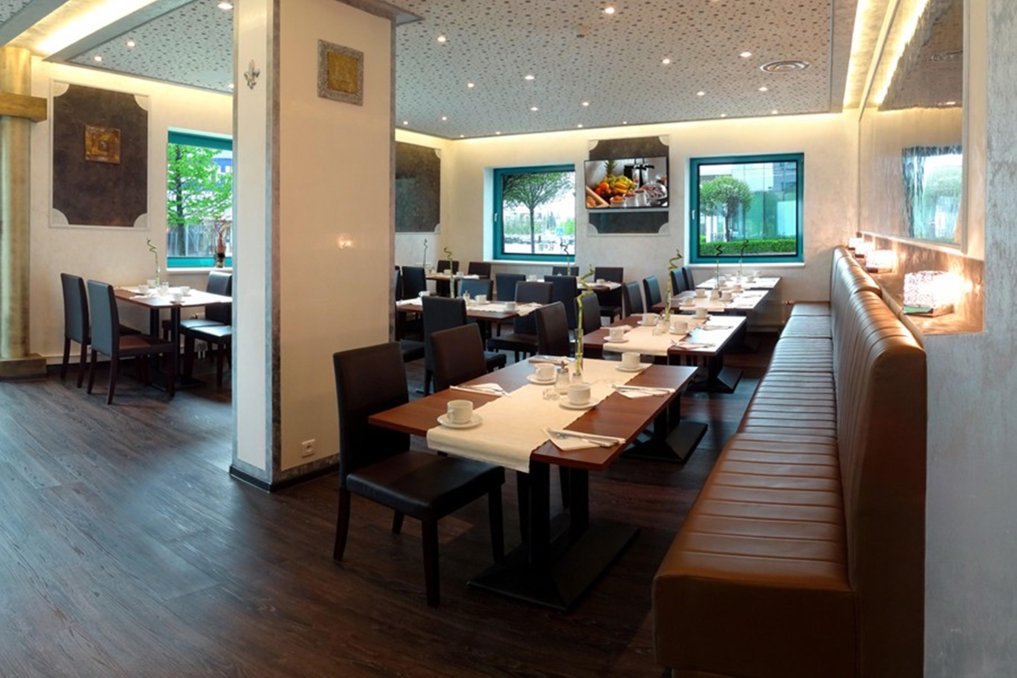 Amedia Express Hotel 3*